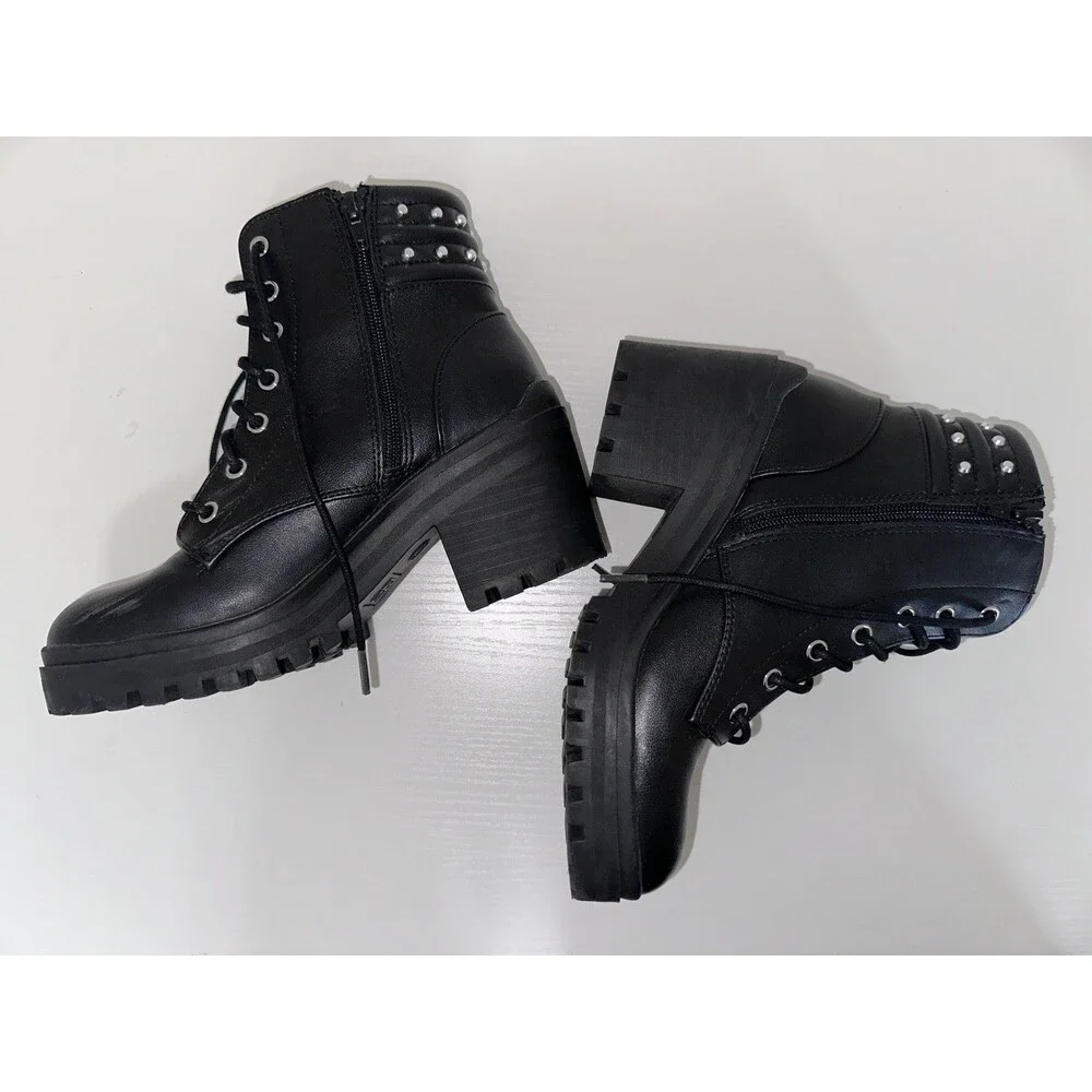 No Boundaries Boots Women Sz 7 1/2 Black Studded Lug Sole Edgy Punk Goth Biker